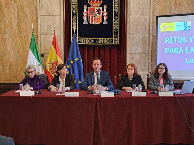 Mesa redonda aborda retos y perspectivas para la igualdad en la empresa