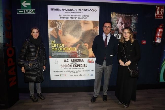 Manuel Martín Cuenca estrena ‘El amor de Andrea’ en El Ejido