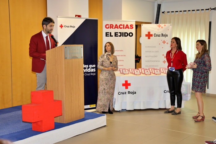 Cruz Roja otorga un reconocimiento a Participación Ciudadana de El Ejido