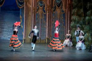 La elegancia, talento y técnica del Ballet Clásico Internacional deleita con ‘El Lago de los Cisnes’