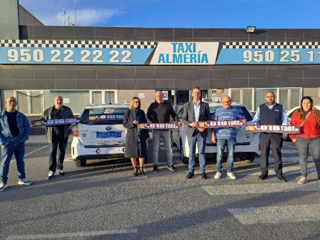 Los taxis de Almería difundirán el 016