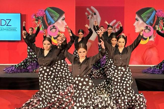 La Escuela Municipal de Danza de Adra lleva su ‘Sentir’ a Simof 2024 en Sevilla