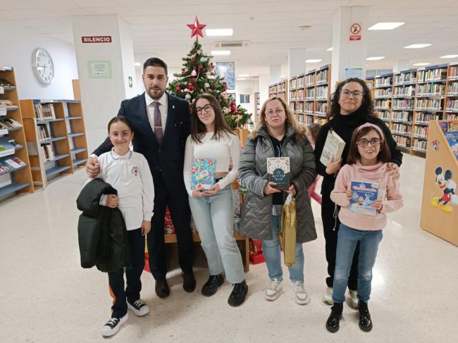 La Biblioteca de Adra entrega los premios a sus lectores más fieles