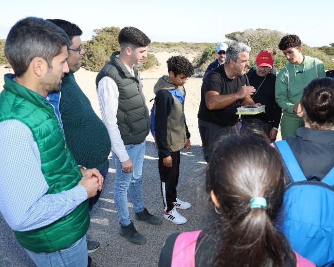 Así es como el Ayuntamiento de El Ejido enseña a los niños a cuidar los humedales