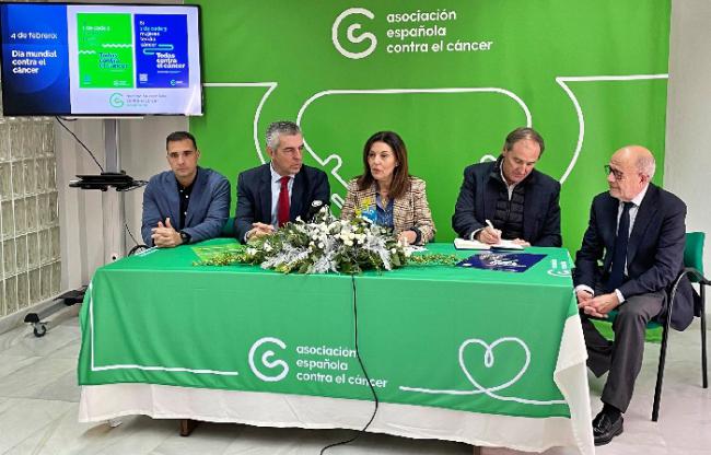 8.000 deportistas de Almería portarán el ‘brazalete de la esperanza’ contra el cáncer