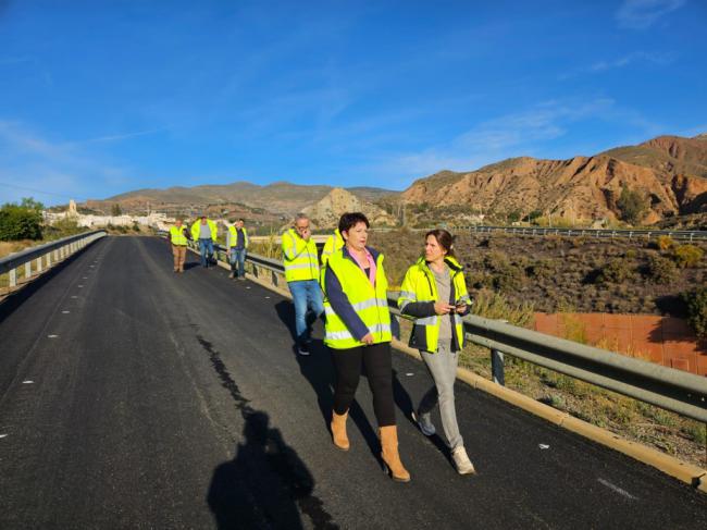 La Junta refuerza el firme de la variante de Canjáyar