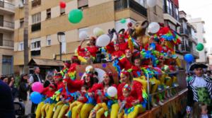 Descubre los disfraces más originales y divertidos del Carnaval Escolar de Adra