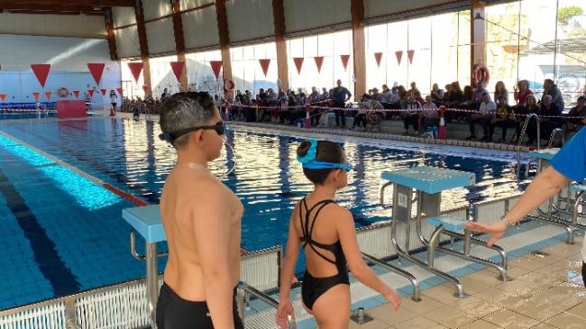 El Club de Natación Artística de Adra abre la segunda jornada del Circuito de Diputación de Natación