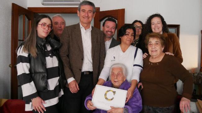 La abderitana Carmen Márquez cumple 102 años