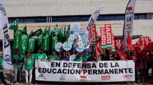 Sindicatos exigen garantías laborales en Centros de Educación Permanente