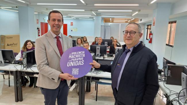 Las 13 oficinas del SEPE en Almería se convierten en Puntos Violeta