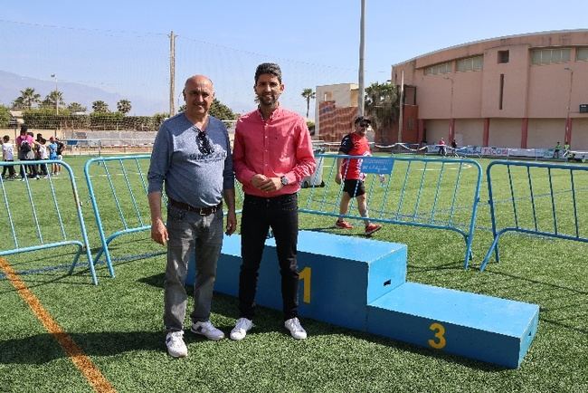 1.400 escolares participan en la ‘Carrera Escolar Intercentros’ de Las Norias de Daza