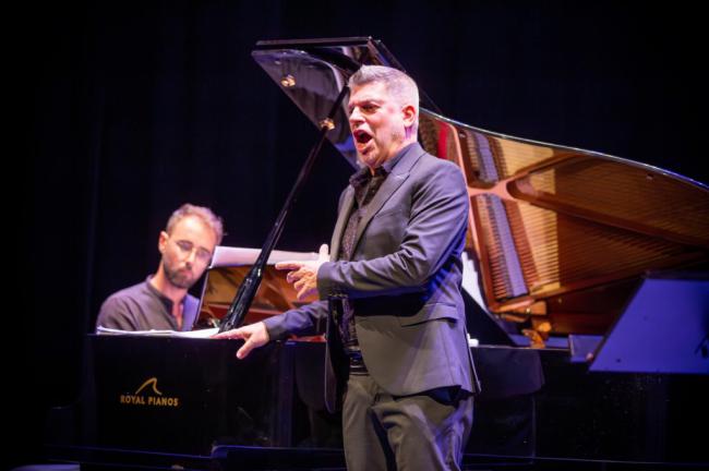 Barítono y pianista deslumbran en el 6º Curso de Técnica Vocal e Interpretación