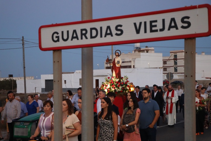 La procesión cierra las de Santiago Apóstol en Guardias Viejas