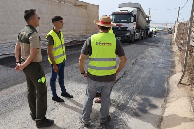 A punto de finalizar la mejora del camino de Las Palmerillas