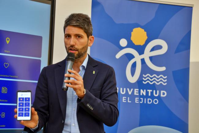 Casi 5.000 jóvenes disfrutan del carné joven de El Ejido