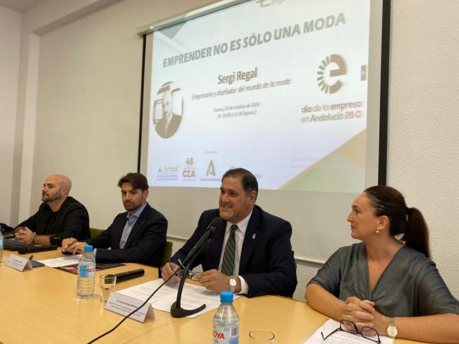 Alonso resalta el espíritu emprendedor en las aulas andaluzas