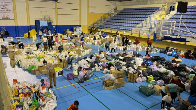 Adra envía a Valencia tres camiones de solidaridad con los afectados por la DANA