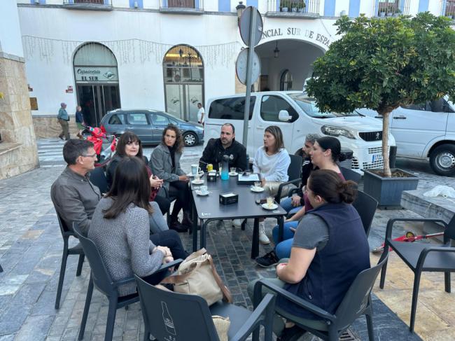 PSOE de Almería llevará al Parlamento la solicitud de familias para crear nuevas aulas en el CEIP San Tesifón