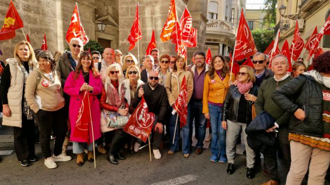 El PSOE apoya las movilizaciones sindicales contra la oposición