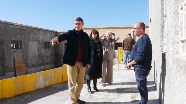 Manuel Cortés visita el futuro Centro de Formación para el Empleo