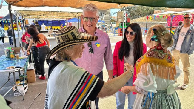 Arranca ‘Raíces y Colores’, la gran feria multicultural de Huércal de Almería