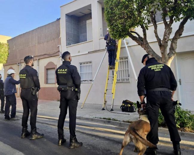 Actuación de la Policía Local de El Ejido contra la ocupación y enganches ilegales