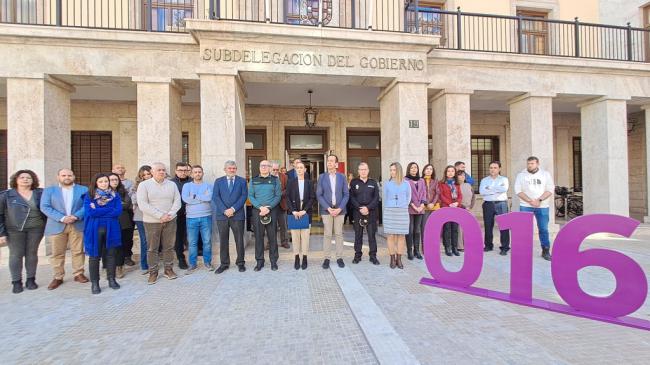 Minuto de silencio por un asesinato machista ocurrido en 2020 en las Palmas