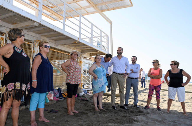 El programa de verano convierte las playas en ‘gimnasios’ para mayores