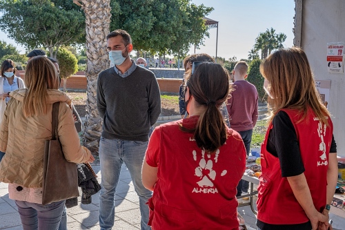 El alcalde inaugura ‘AlmAnimal’ e invita a los almerienses a disfrutar del evento