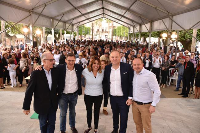 Susana Díaz dice en Cuevas que Andalucía le ha hecho una 'moción de censura' al 'trifachito'