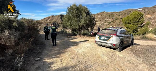 Guardia Civil Auxilia a Dos Personas Mayores en Bédar y Canjáyar