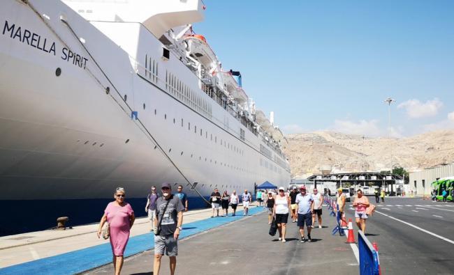 El huracán Lelie trae el crucero Marella Spiritt a Almería