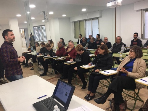 Taller sobre ‘Seguridad en Internet: precauciones y protección’ en El Ejido