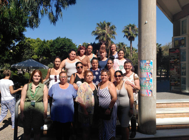 La Escuela municipal de Madres de Los Almendros recibe una mención especial por buenas prácticas