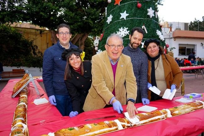 Magia y alegría en la Cabalgata de Reyes en Vícar