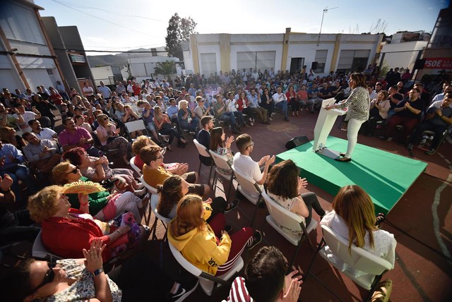 Susana Díaz denuncia que “Andalucía no tiene un gobierno libre ni un presidente autónomo”