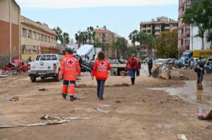 Cruz Roja en Almería colabora en la emergencia de Valencia