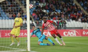 3-3: El Almería hace sufrir al Villarreal para dejarle en el empate