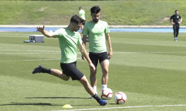 El sábado entreno a puerta cerrada preparándose para el Elche