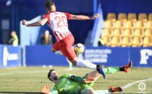 0-0: El Almería suma un punto de oro