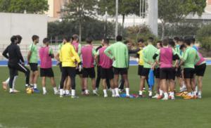 Los rojiblancos planean el partido contra uno de los grandes candidatos al ascenso