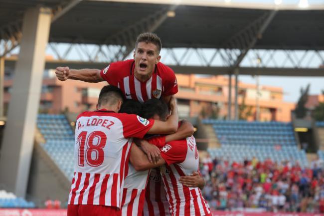 2-1: Descomunal gol de Corpas en Zaragoza