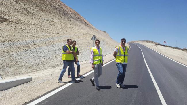 Diputación impulsa mejoras en carreteras de seis municipios de Almería