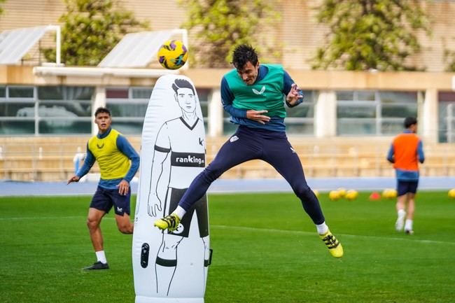 Almería busca despegar en Burgos