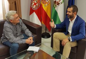 Fernández Pacheco: "La Junta no se puede poner medallas cuando hace las cosas en Almería con tanto retraso"