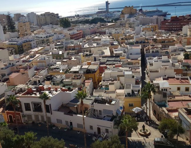 La Medina y los edificios burgueses del centro en las visitas guiadas del fin de semana