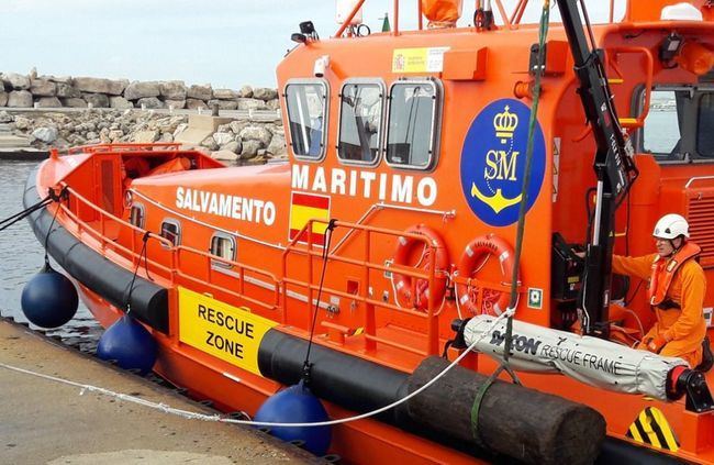 88 personas rescatadas de tres pateras en Alborán