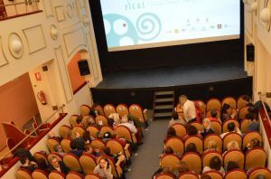 Los almerienses llenan el Teatro Apolo para ver los cortometrajes ganadores en FICAL