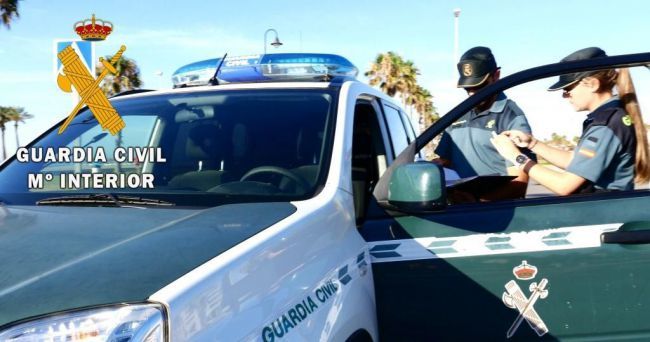 Detenido por ponerle una bragas a una Virgen y un cigarrillo a un santo